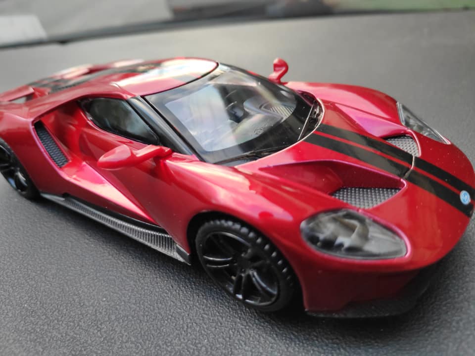 petron ford gt